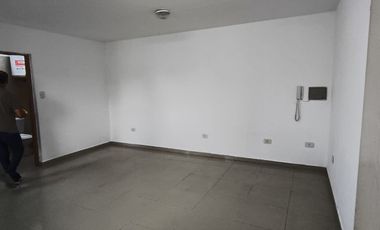 Departamento en alquiler c/ cochera en Villa San Juan