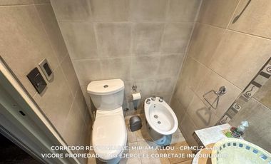 Casa 5 ambientes 181 m² en venta c/ cochera en Luis Guillón
