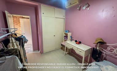 Casa 5 ambientes 181 m² en venta c/ cochera en Luis Guillón