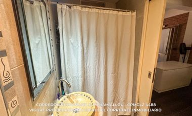 Casa 5 ambientes 181 m² en venta c/ cochera en Luis Guillón