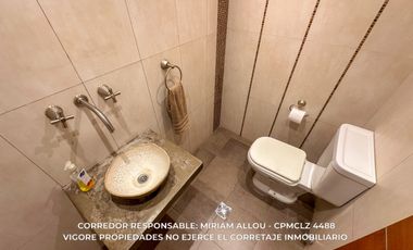 Casa 5 ambientes 181 m² en venta c/ cochera en Luis Guillón