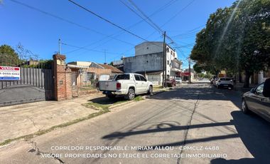 Casa 5 ambientes 181 m² en venta c/ cochera en Luis Guillón