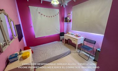 Casa 5 ambientes 181 m² en venta c/ cochera en Luis Guillón