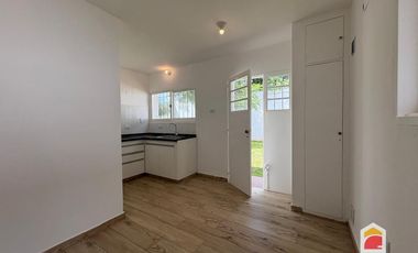 Alquiler Casa centrica en  Villa Allende destino oficinas o consultorios