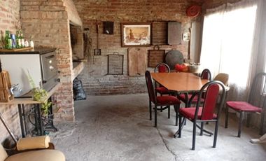 VENTA DE CASA 3 AMBIENTES EN PALOMAR