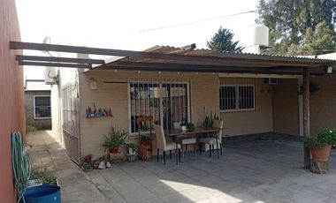 VENTA DE CASA 3 AMBIENTES EN PALOMAR