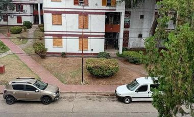 Departamento en alquiler en Ezpeleta Oeste