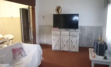 Casa en venta en Villa Luzuriaga