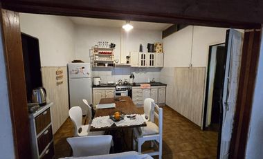 Casa en venta en Villa Luzuriaga