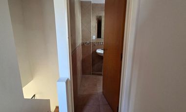 ALQUILER PH 3 AMBIENTES CON PATIO EN CIUDADELA