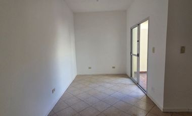 ALQUILER PH 3 AMBIENTES CON PATIO EN CIUDADELA