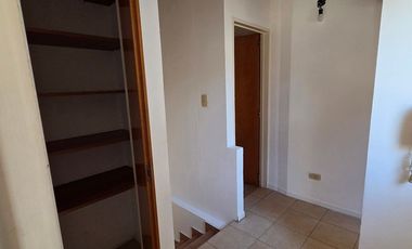 ALQUILER PH 3 AMBIENTES CON PATIO EN CIUDADELA