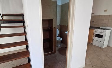 ALQUILER PH 3 AMBIENTES CON PATIO EN CIUDADELA