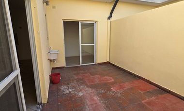 ALQUILER PH 3 AMBIENTES CON PATIO EN CIUDADELA
