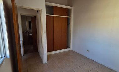 ALQUILER PH 3 AMBIENTES CON PATIO EN CIUDADELA