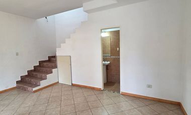 ALQUILER PH 3 AMBIENTES AL FRENTE EN CIUDADELA