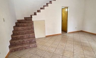 ALQUILER PH 3 AMBIENTES AL FRENTE EN CIUDADELA