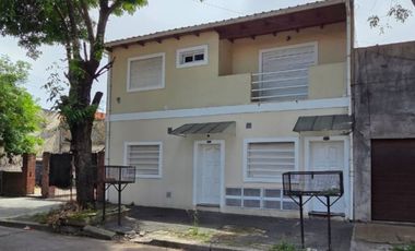 ALQUILER PH 3 AMBIENTES AL FRENTE EN CIUDADELA