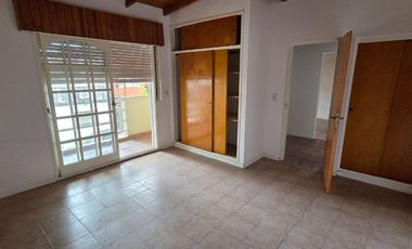 ALQUILER PH 3 AMBIENTES AL FRENTE EN CIUDADELA