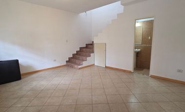 ALQUILER PH 3 AMBIENTES AL FRENTE EN CIUDADELA