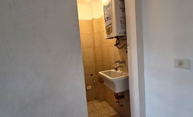 ALQUILER PH 3 AMBIENTES AL FRENTE EN CIUDADELA