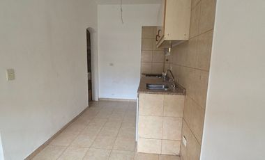 ALQUILER PH 3 AMBIENTES AL FRENTE EN CIUDADELA