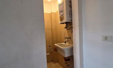 ALQUILER PH 3 AMBIENTES AL FRENTE EN CIUDADELA