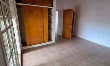 ALQUILER PH 3 AMBIENTES AL FRENTE EN CIUDADELA