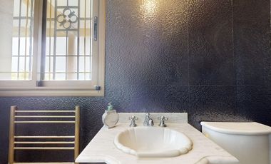 Casa de estilo en venta en Villa Del Plata