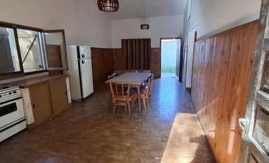 CASA VENTA LAS TONINAS CALLE 7 JARDIN Y PARRILLA