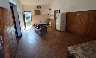 CASA VENTA LAS TONINAS CALLE 7 JARDIN Y PARRILLA