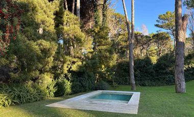 Casa Venta Cariló 7 Ambientes Con Piscina