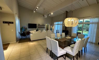 Casa Venta Cariló 7 Ambientes Con Piscina