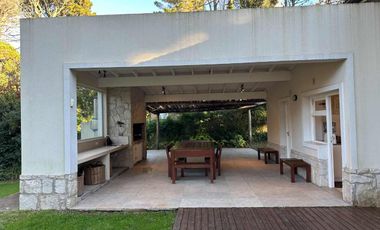 Casa Venta Cariló 7 Ambientes Con Piscina