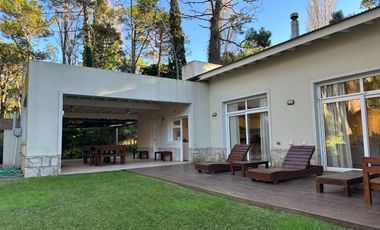 Casa Venta Cariló 7 Ambientes Con Piscina