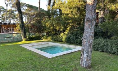 Casa Venta Cariló 7 Ambientes Con Piscina