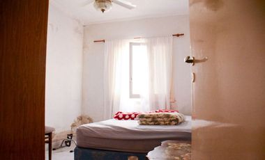 VENTA CASA 2 dormitorios - Barrio Norte.-