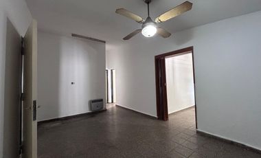 ALQUILER CASA 3 DORMITORIOS EN ARGÜELLO CÓRD0BA