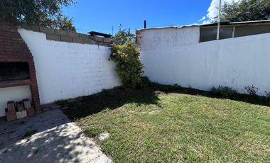 ALQUILER CASA 3 DORMITORIOS EN ARGÜELLO CÓRD0BA