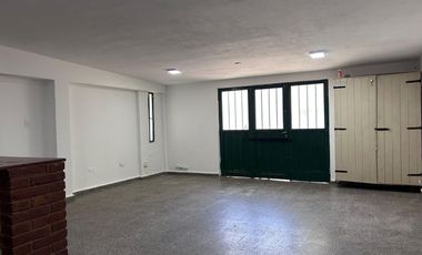 ALQUILER CASA 3 DORMITORIOS EN ARGÜELLO CÓRD0BA