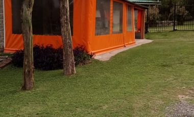 VENTA TRES CASAS CON PILETA  LA GRANJA CORDOBA