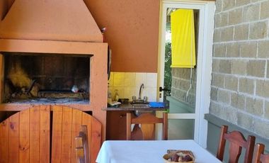 VENTA TRES CASAS CON PILETA  LA GRANJA CORDOBA