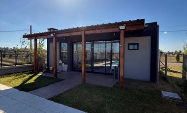 QUINCHO CON PILETA EN VENTA CANNING