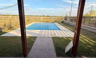 QUINCHO CON PILETA EN VENTA CANNING