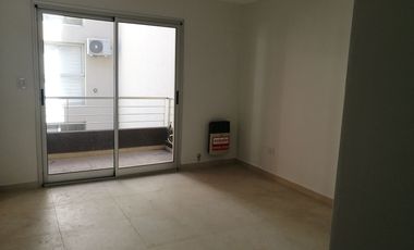 MUY BUEN DEPARTAMENTO 2 AMB CON COCHERA, BELGRANO 963 SAN FERNANDO