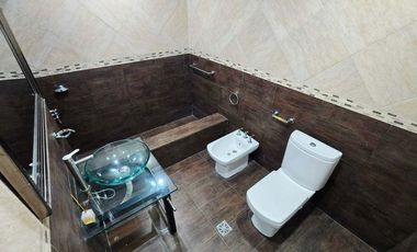 Venta PH 2 ambientes con patio, planta baja Munro