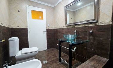 Venta PH 2 ambientes con patio, planta baja Munro