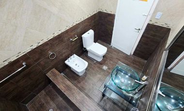 Venta PH 2 ambientes con patio, planta baja Munro