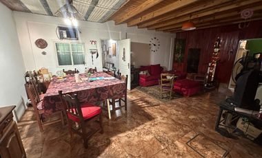 CASA EN VENTA FLORENCIO VARELA