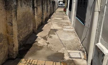 PH EN LANUS   C/ PATIO Y  TERRA  . EXC UBICACION